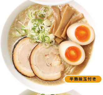 元祖鶏ガラ とんこつラーメン(半熟味玉付き)｜写真